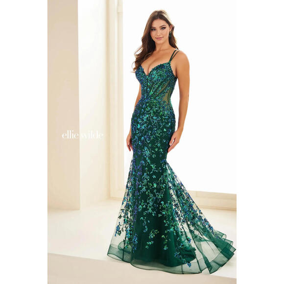 Ellie Wilde Dresses & Skirts - EW36080 Ellie Wilde Emerald Green Lace Mermaid Gown Open Back Corset Prom sz 4